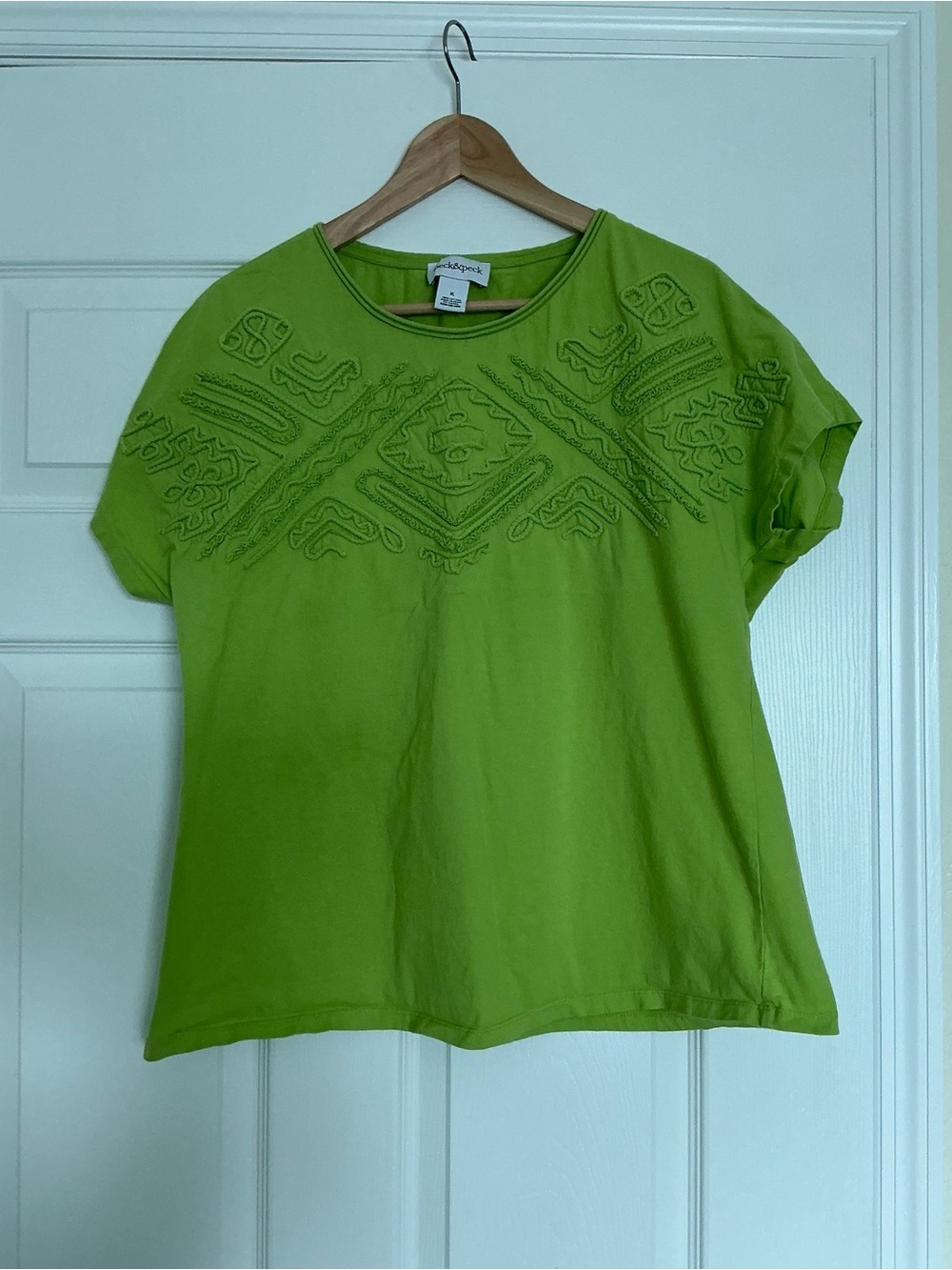 Peck & Peck Lime Green Short Sleeve Embroidered Tee